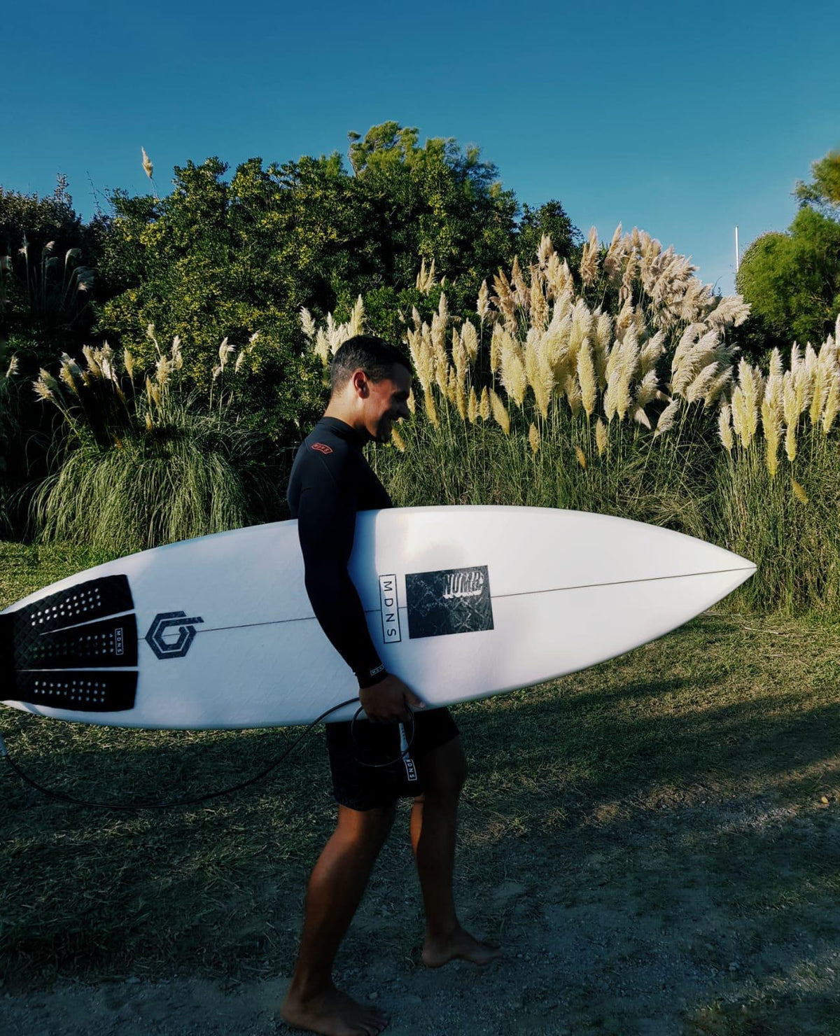 MDNS Surf - How to choose your surfboard size?