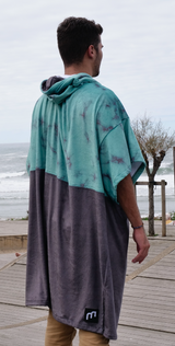 PLUSH PONCHO - UNO TEAL MARBLE - MDNS SURF