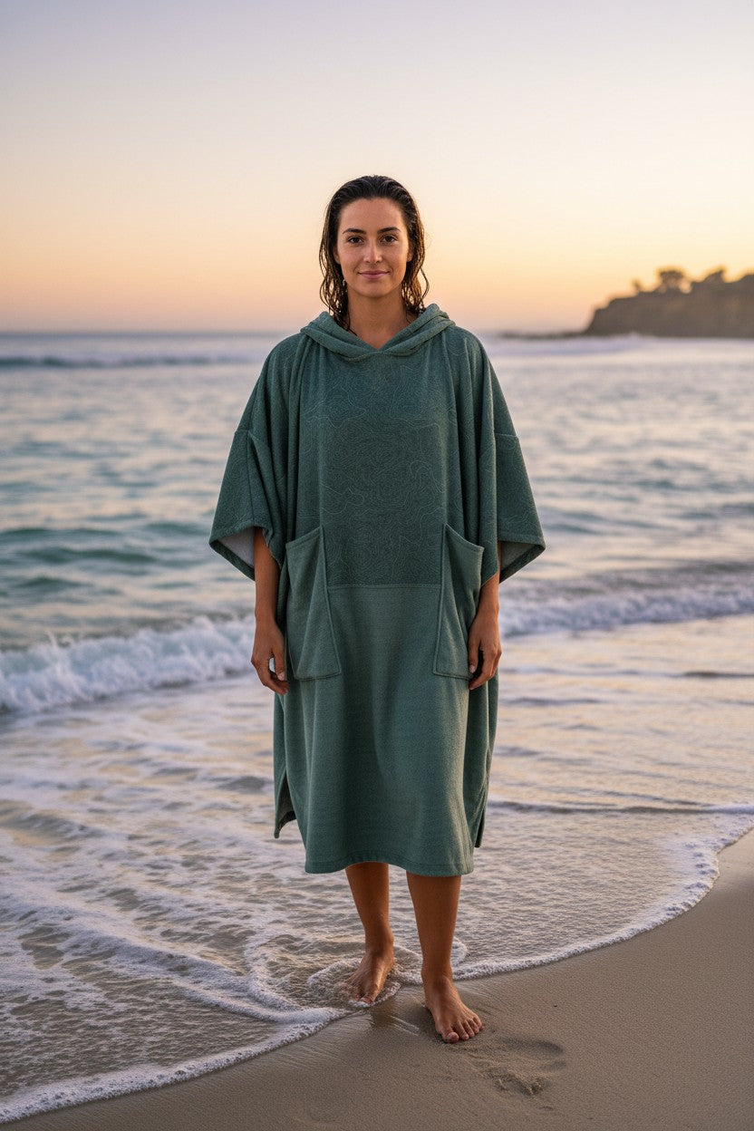 PLUSH PONCHO TEEN