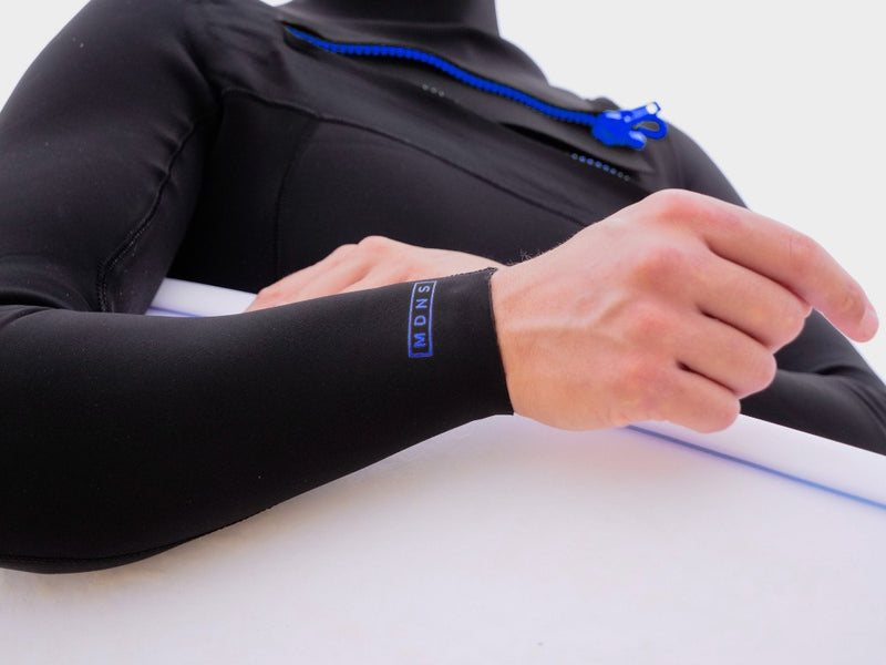 MDNS SURF - Men's Eco Friendly Wetsuits - Puure Yulex - 2/2 Chest Zip Steamer - Black/Blue - Chest Zip & Wrist Neoprene